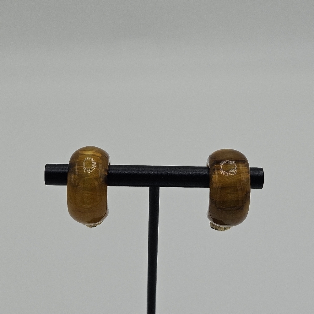 vintage marbled amber colored hoop clip earrings